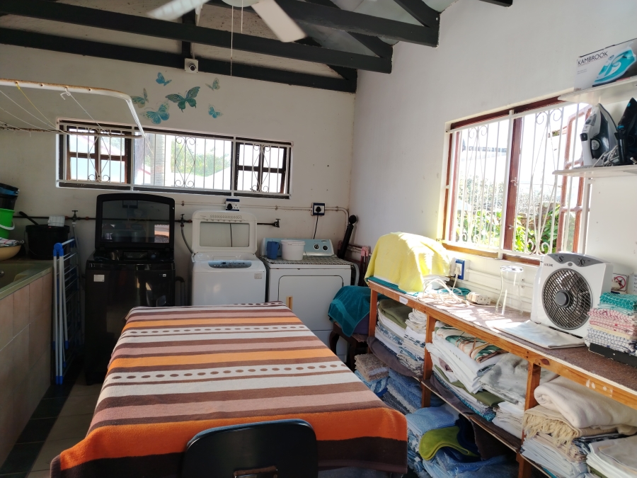 10 Bedroom Property for Sale in Gonubie Eastern Cape